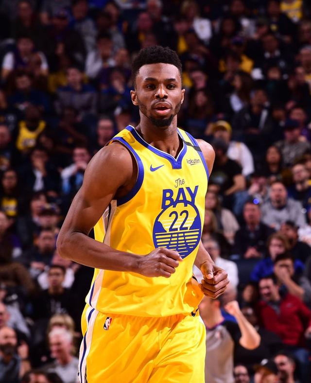 J1联赛2025年度最佳阵：相马勇纪、田中聪入选，2名外援在列（J1联赛2025最佳阵容揭晓：相马勇纪、田中聪上榜，两名外援入围）