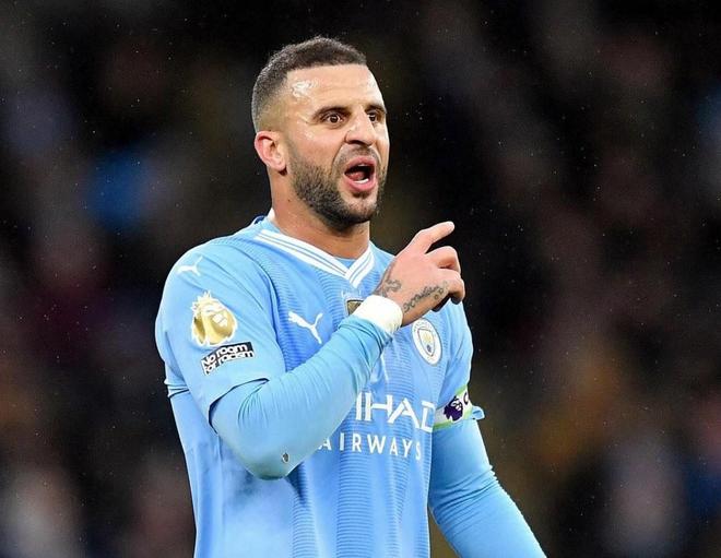 于根伟谈于汉超退役：联赛收官战的拥抱，有我对他的敬意（于根伟谈于汉超退役：谢幕战那一抱，是我对他的致敬）