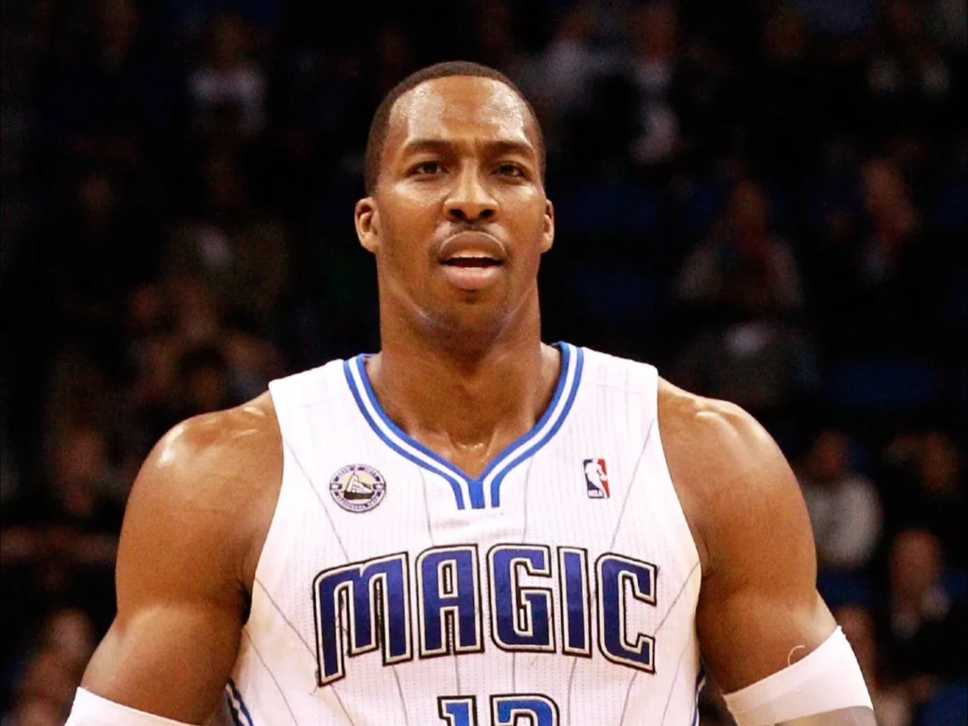 加斯佩里尼谈被罚下：我是正常的抗议动作，可能四官想成焦点（加斯佩里尼谈染红：我的抗议很正常，或因第四官员想抢镜）