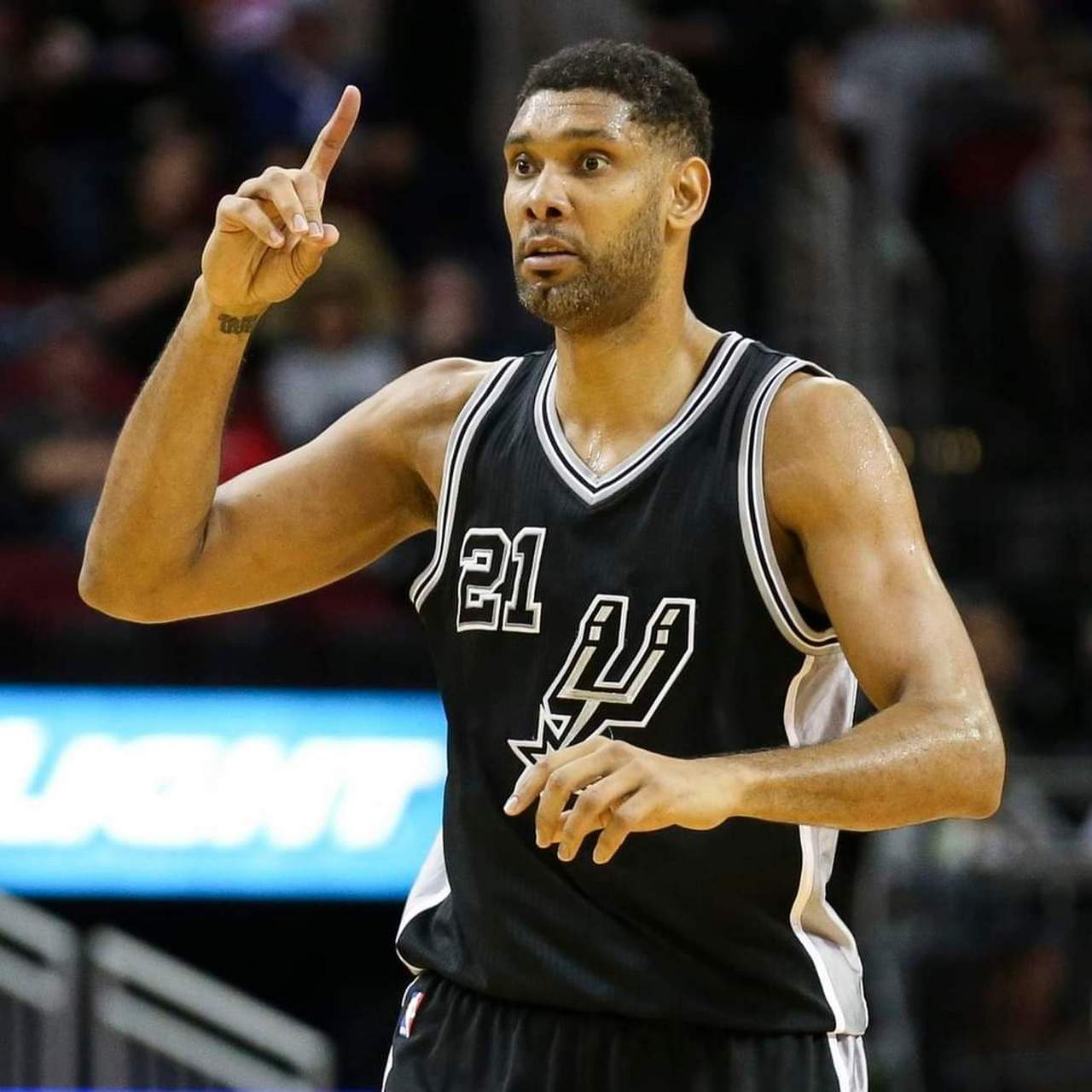 萨沃纳：尤文对我来说永远是家；会建议伊尔迪兹来英超（萨沃纳：尤文始终是我的家；我会建议伊尔迪兹登陆英超）