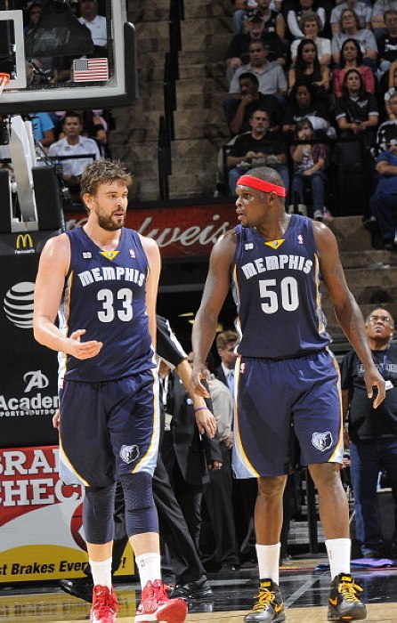 恍如隔世，巴萨上一次在诺坎普比赛法蒂双响，登贝莱助攻（仿佛隔世：巴萨上次诺坎普之战，法蒂梅开二度，登贝莱送助攻）