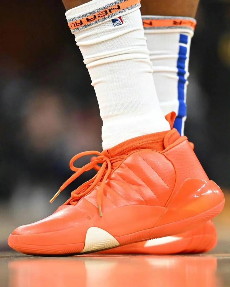 38岁后单赛季为意甲升班马攻入至少4球，瓦尔迪是历史第二人（年满38岁后单季为意甲升班马至少进4球，瓦尔迪位列历史第二）