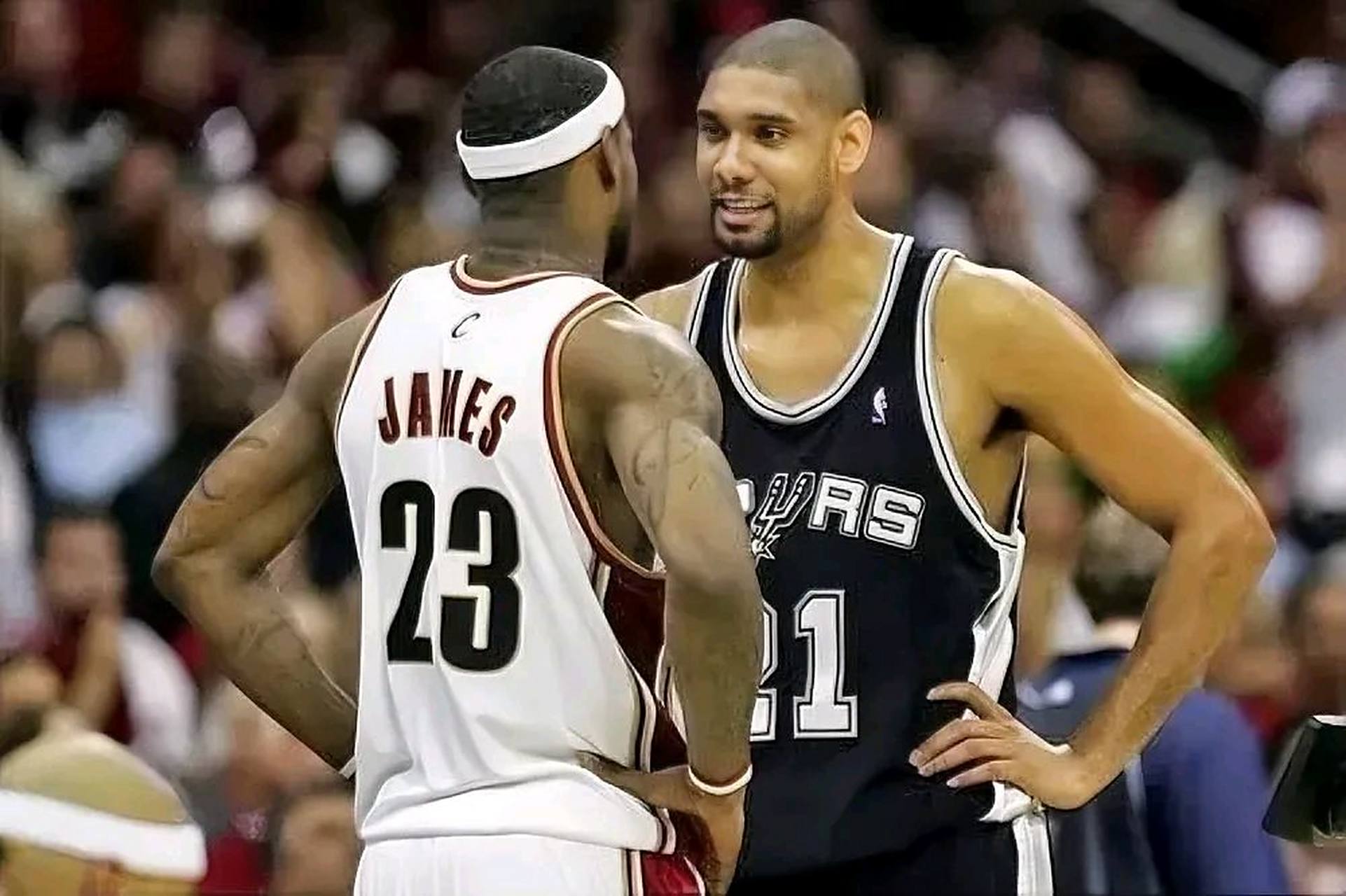 加帅：正改进多夫比克的一些弱点；队长会给出场次数最多球员（加帅：正针对多夫比克短板进行打磨；队长袖标将授予出场最多的球员）