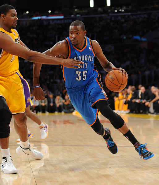 意甲主帅年薪榜：孔蒂、阿莱格里前2，斯帕莱蒂第4，齐沃第8（意甲主帅薪酬排名：孔蒂、阿莱格里包揽前二，斯帕莱蒂居第4，齐沃第8）