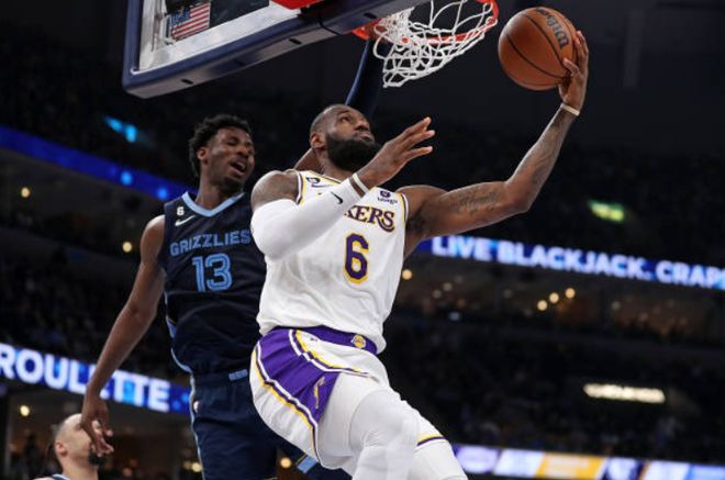 国乒变阵5连胜韩国未战先怯！王楚钦感谢队友，安宰贤离谱失误（国乒变阵豪取五连胜，韩国未战先怯：王楚钦致谢队友，安宰贤出现低级失误）