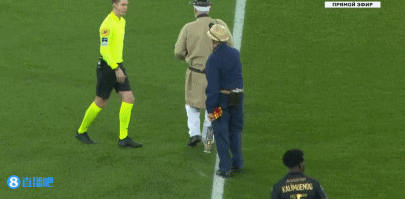 国际米兰三后卫体系稳固